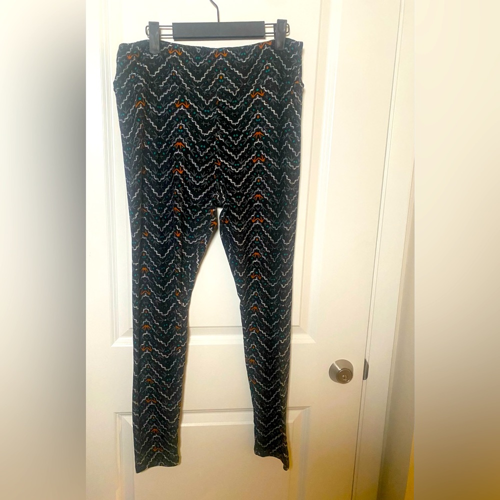 LulaRoe tall and curvy leggings